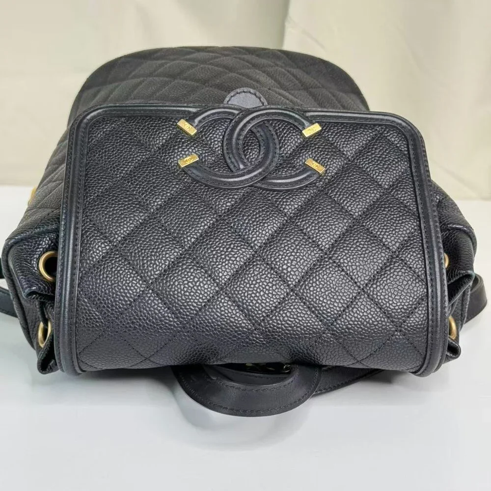 Chanel Black Caviar Filigree Backpack with Gold Accents & Quilted Design - Picture 7 of 9